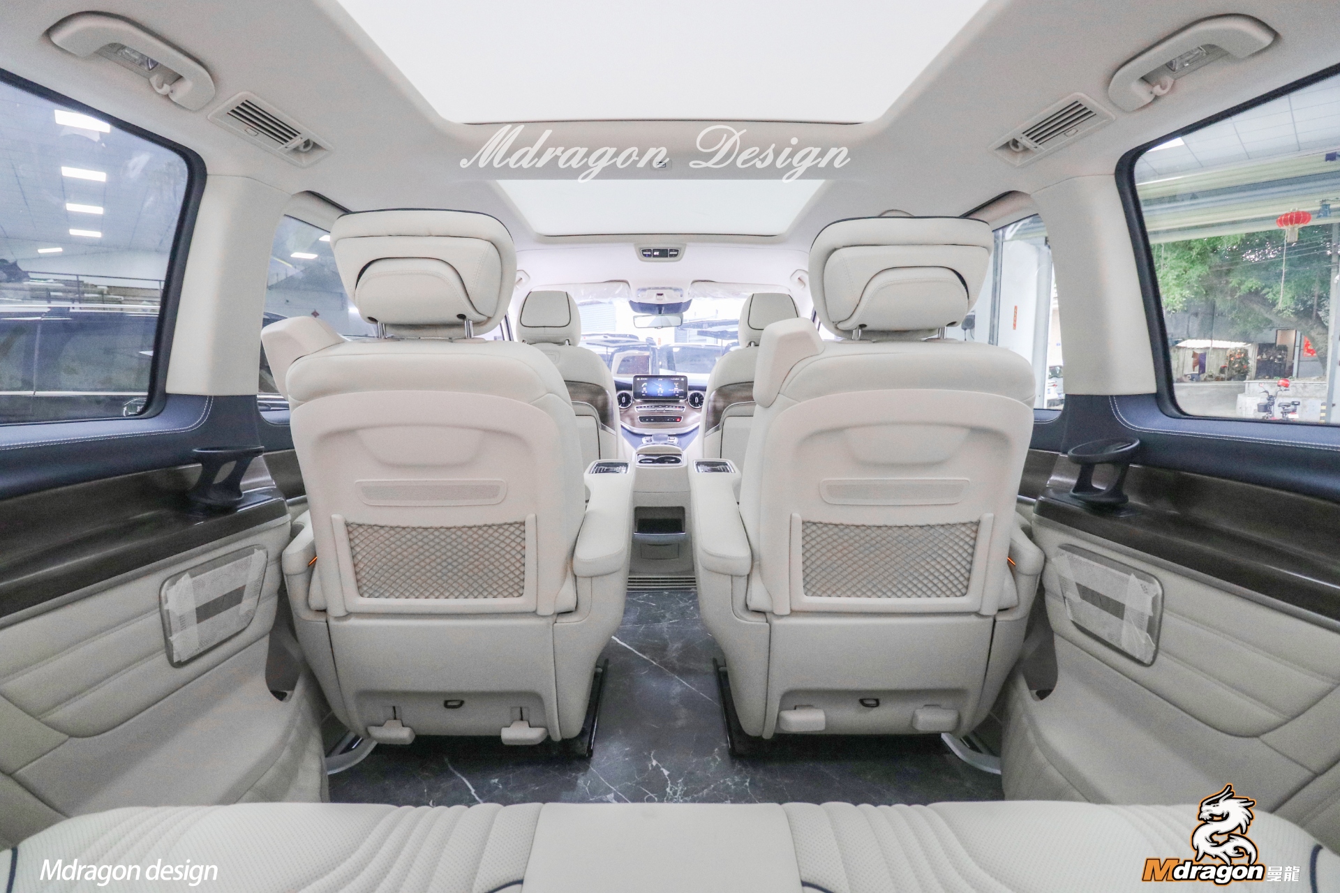577 V260L Interior seats modification