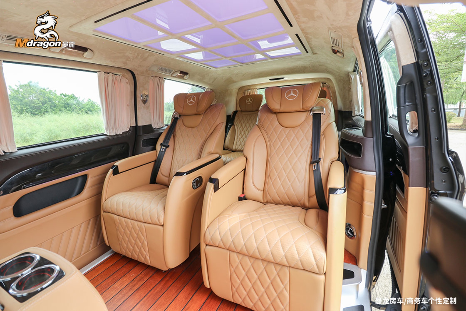 No.129 2015-2023 Benz Vito Brown Interior