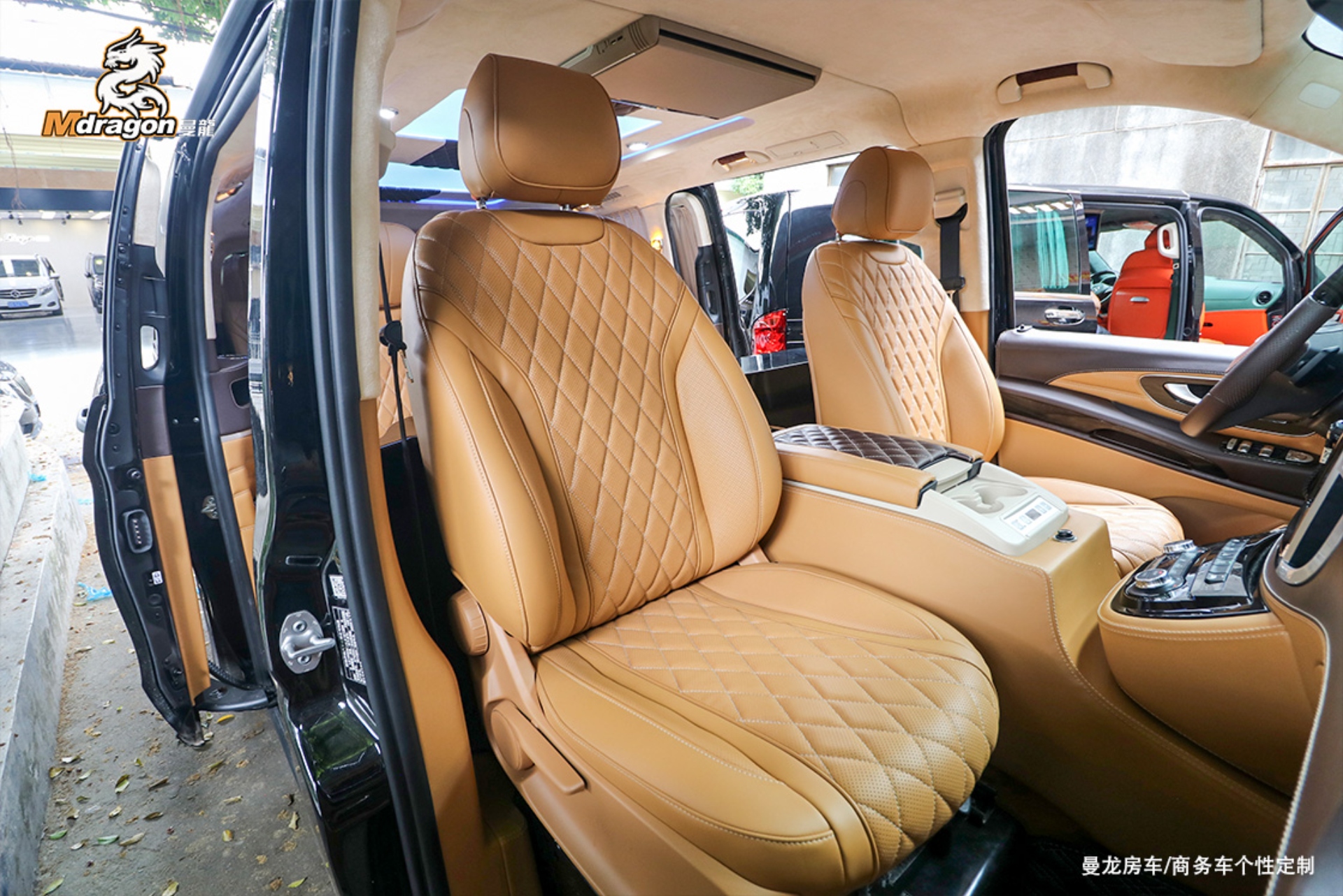 No.155 2015-2023 Benz Vito Brown Interior