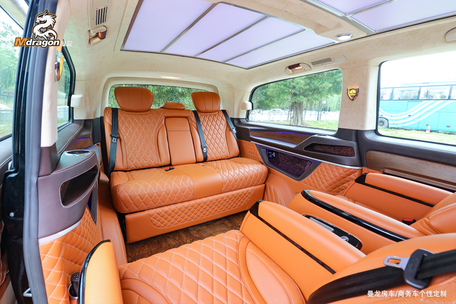 No.186 2015-2023 Benz Vito Yellow Interior