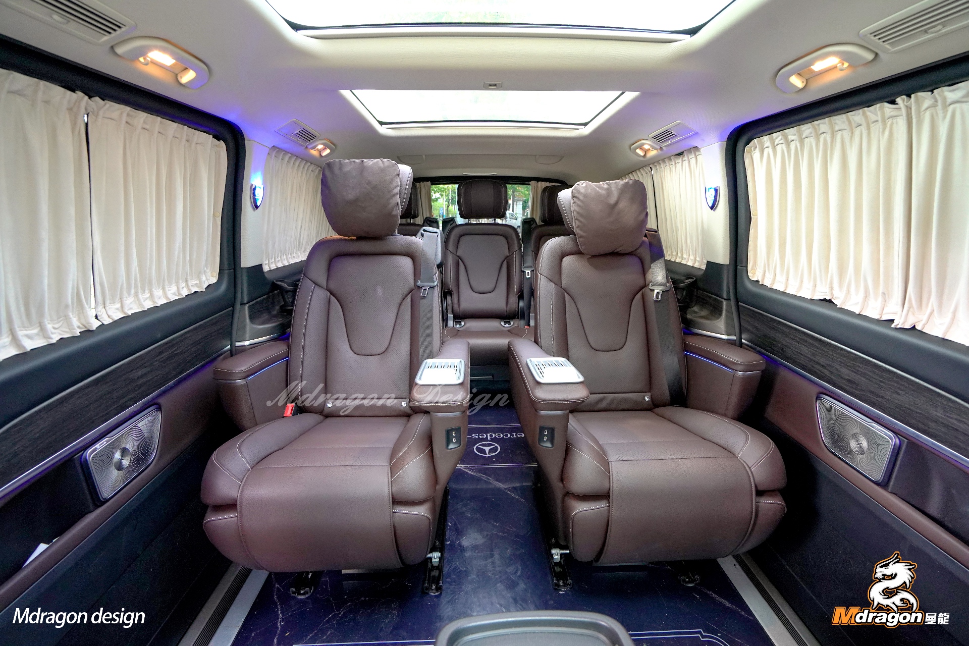 No.1113 2013-2018 Benz V300